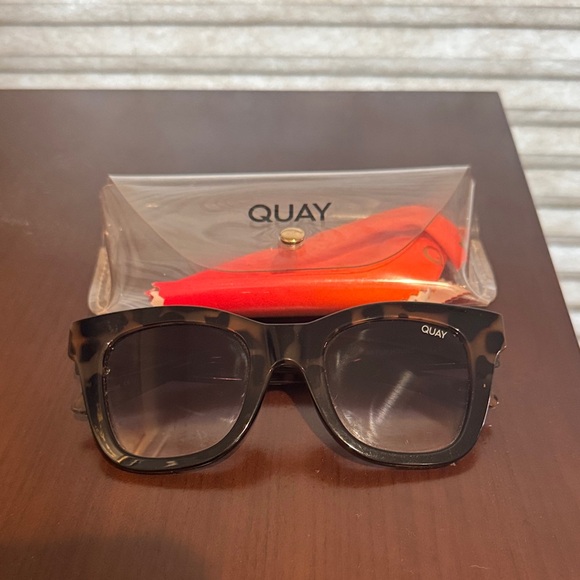 Quay Tort Black/ Black Fade Lens After Hours Square Women's Sunglasses - Picture 8 of 10